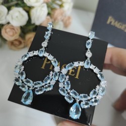 Earrings with sophisticated charm 2023SS PIAGET Piaget